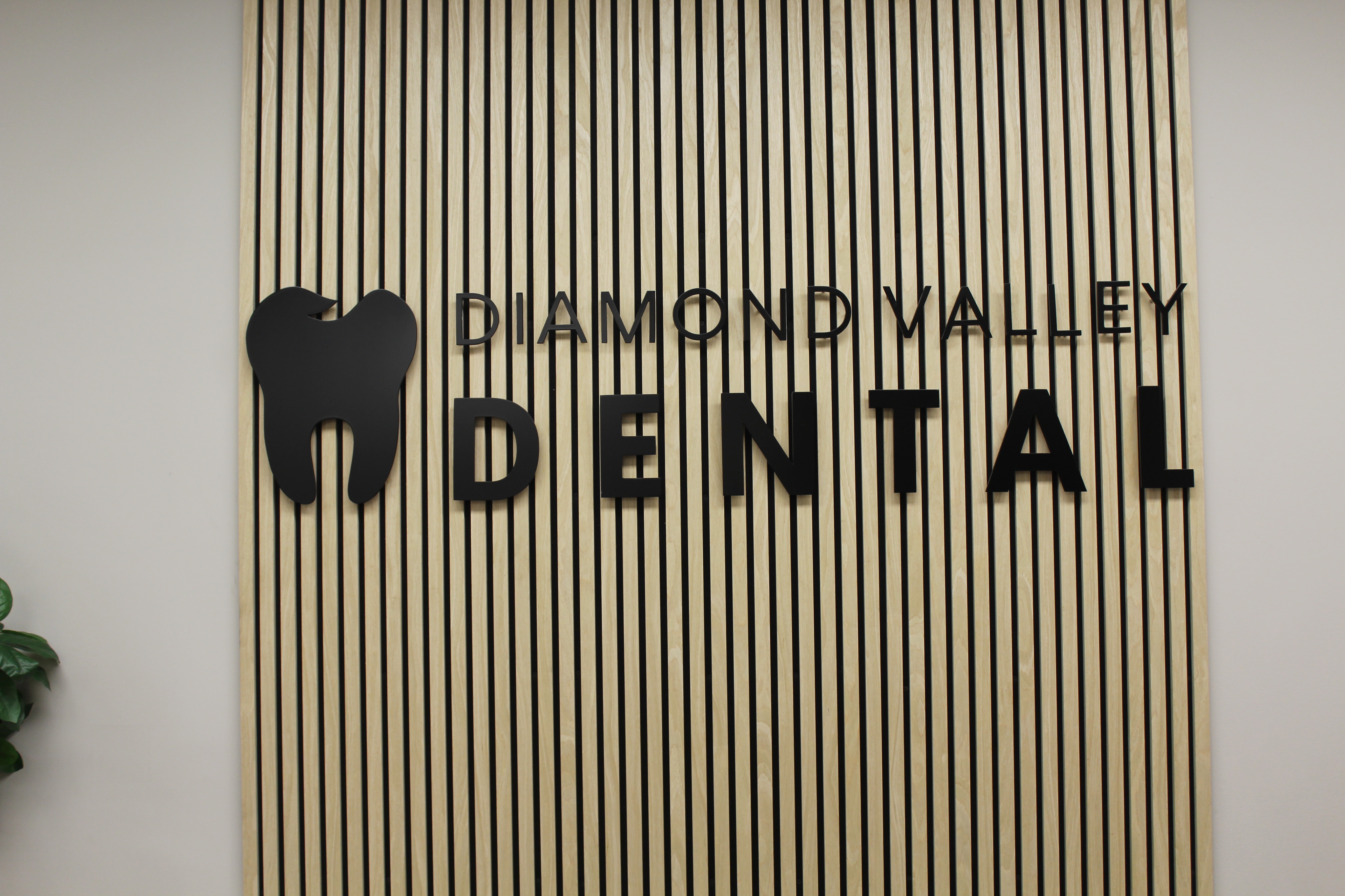 Diamond Valley Dental signage